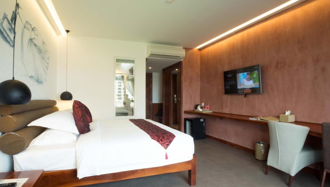 פנום פן Almond Hotel Bassac River מראה חיצוני תמונה