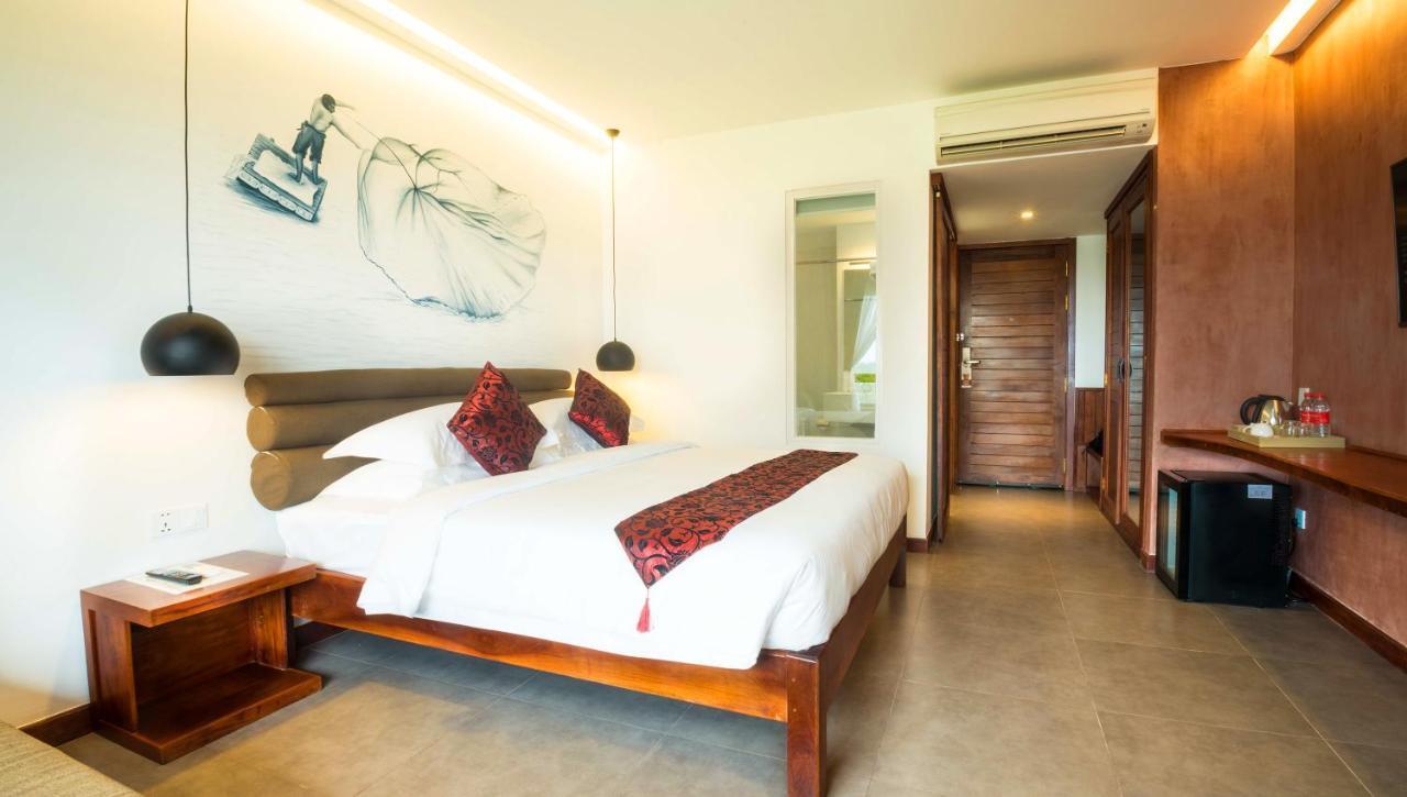 פנום פן Almond Hotel Bassac River מראה חיצוני תמונה