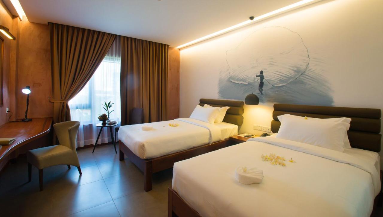 פנום פן Almond Hotel Bassac River מראה חיצוני תמונה